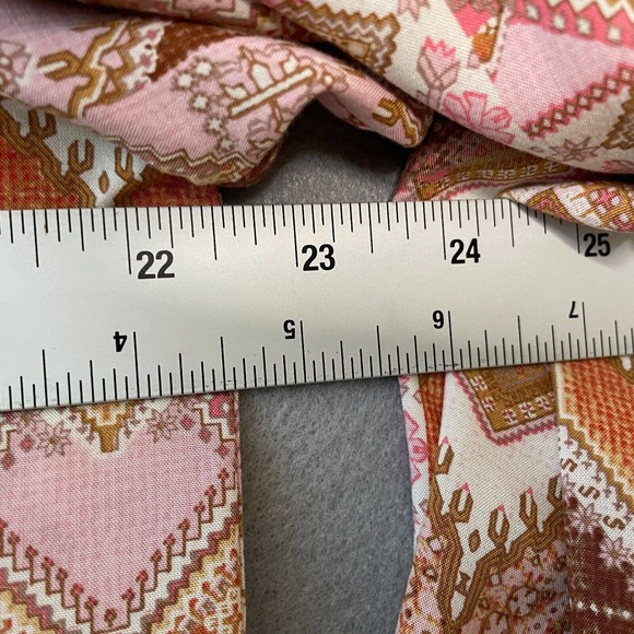 J Jill Pintuck Boho Geometric Flowy Top - Picture 9 of 11